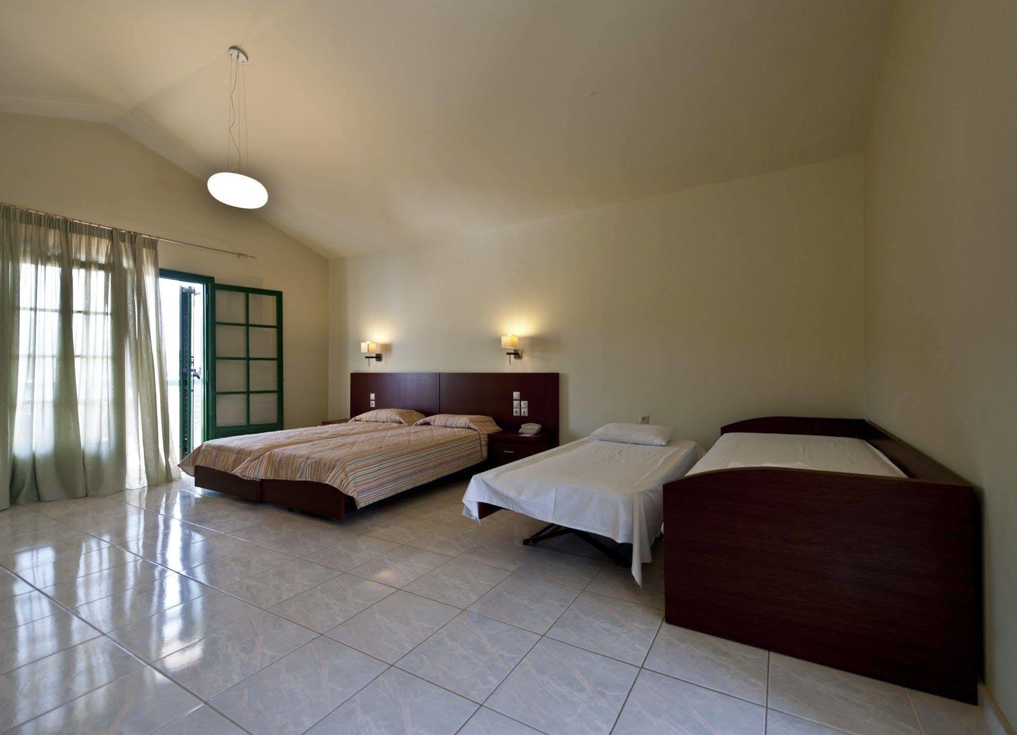 Skiathos Club Hotel & Suites Vasilias  Exterior foto